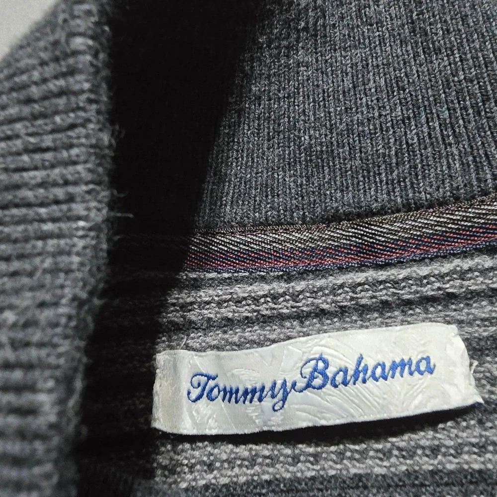 Tommy Bahama wrap yourself